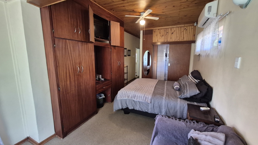 4 Bedroom Property for Sale in Jim Fouchepark Free State